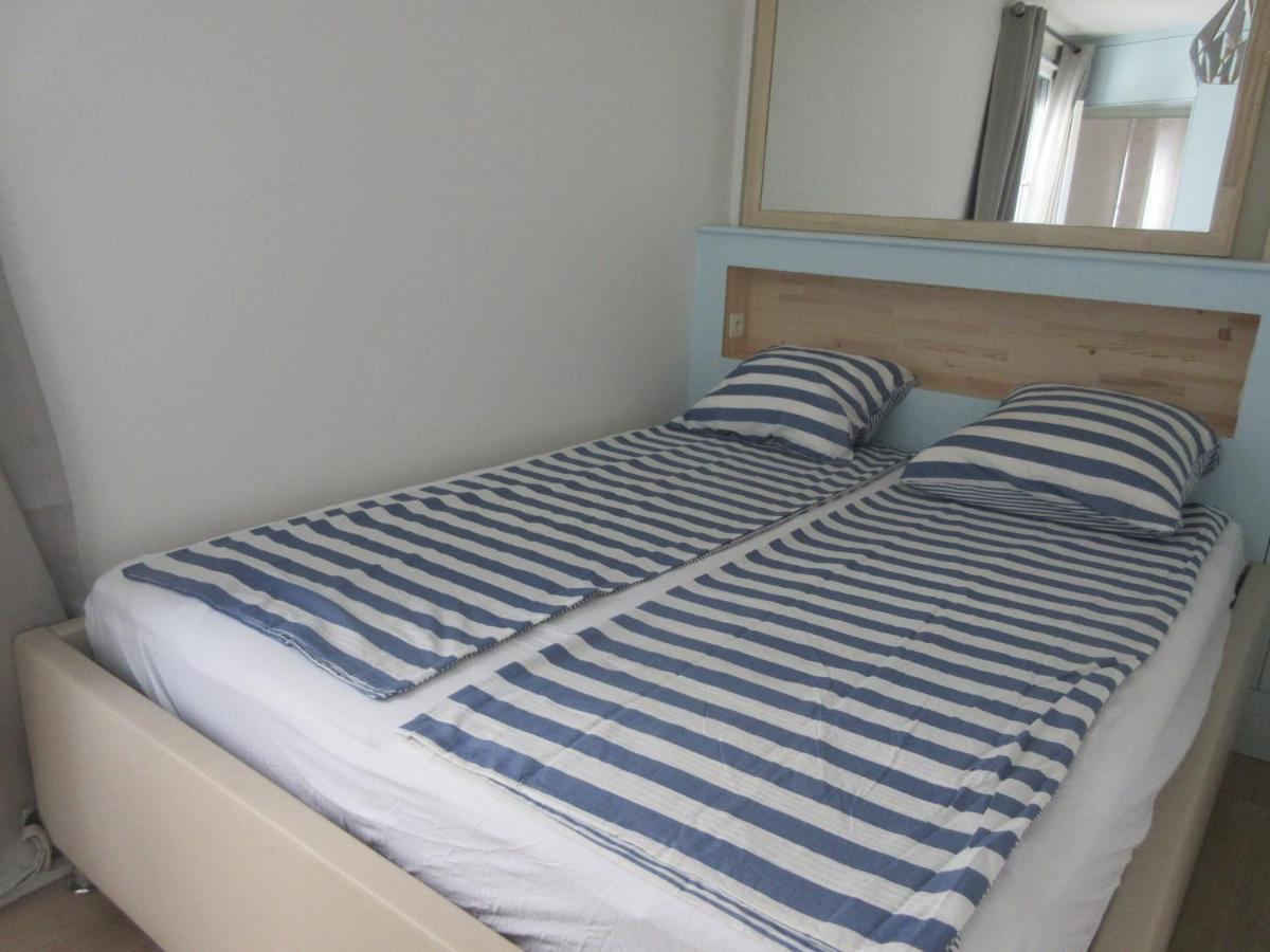 Bourg-La-Reine : Joli Appartement De 20 M² Екстер'єр фото